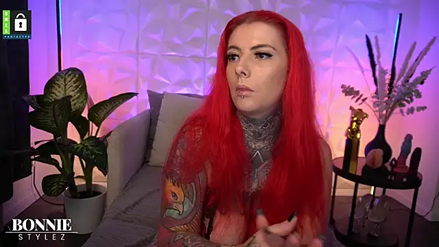 BonnieStylez online show from 10/05/25, 02:24