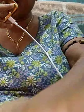Snapshot of Gulapi_N chatting on 07/21/26, 02:18 Gulapi N online show from 07/21/26, 02:18
