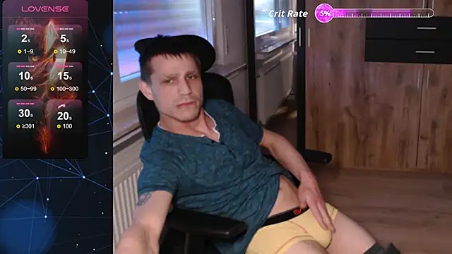 Snapshot of BadBoyMasked chatting on 05/19/26, 06:26 BadBoyMasked online show from 05/19/26, 06:26