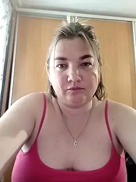 MiyaOlliver online show from 05/04/26, 11:13
