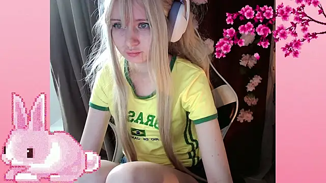 AmmiRinn online show from 06/03/26, 01:34