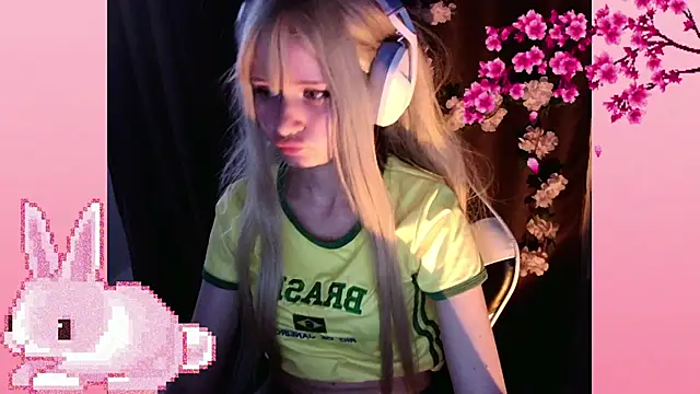 AmmiRinn online show from 06/03/26, 02:33