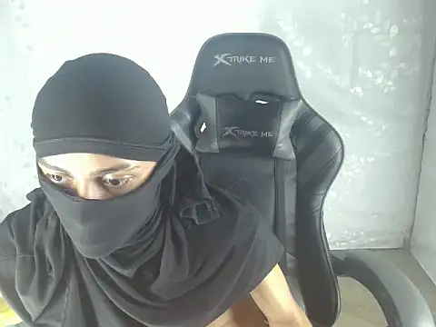 JHOANpss online show from 04/29/26, 02:05