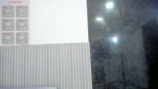 Snapshot of nahomy_park chatting on 05/19/26, 11:50 nahomy park online show from 05/19/26, 11:50