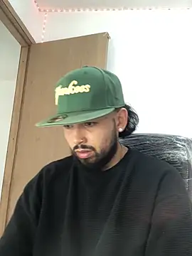 camilorestrepo77 online show from 05/17/26, 07:14