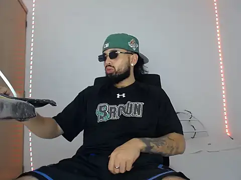 camilorestrepo77 online show from 06/03/26, 01:28