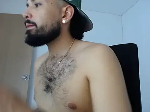 camilorestrepo77 online show from 06/09/26, 07:59