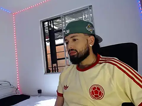 camilorestrepo77 online show from 05/24/26, 05:57