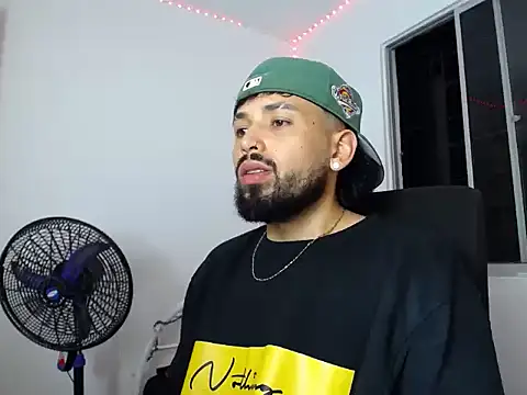 camilorestrepo77 online show from 06/13/26, 03:26
