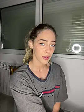 Snapshot of ZenyShy chatting on 06/09/26, 10:11 ZenyShy online show from 06/09/26, 10:11