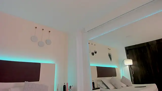 Sky Loren online show from 05/15/26, 03:04