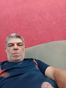 Snapshot of Pgross1 chatting on 07/18/26, 07:22 Pgross1 online show from 07/18/26, 07:22
