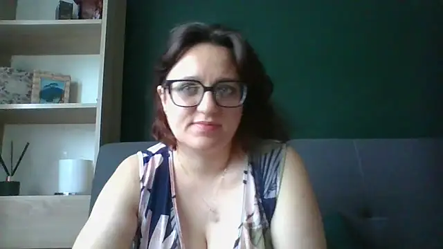 Snapshot of sensual_paris chatting on 07/16/26, 05:37 sensual paris online show from 07/16/26, 05:37