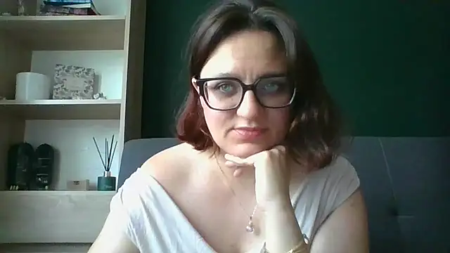 Snapshot of sensual_paris chatting on 07/31/26, 05:18 sensual paris online show from 07/31/26, 05:18
