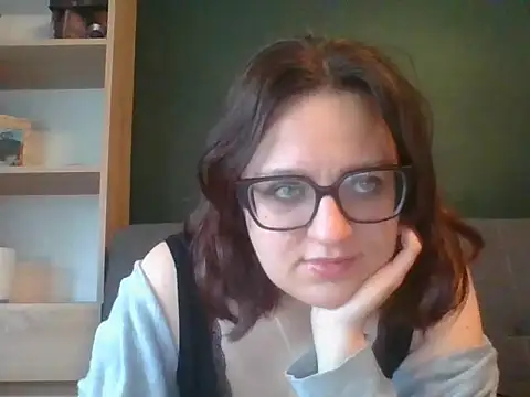 sensual paris online show from 05/12/26, 05:37