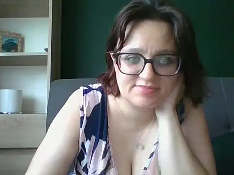 Snapshot of sensual_paris chatting on 06/30/26, 05:29 sensual paris online show from 06/30/26, 05:29