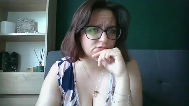 Snapshot of sensual_paris chatting on 07/29/26, 05:28 sensual paris online show from 07/29/26, 05:28