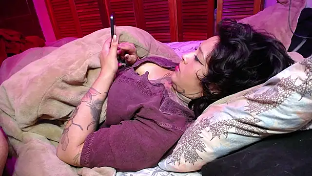 Snapshot of realhomesex chatting on 05/06/26, 03:10 realhomesex online show from 05/06/26, 03:10