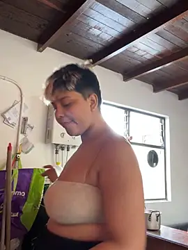 Snapshot of A_CURVY_HOT chatting on 05/20/26, 02:47 A CURVY HOT online show from 05/20/26, 02:47