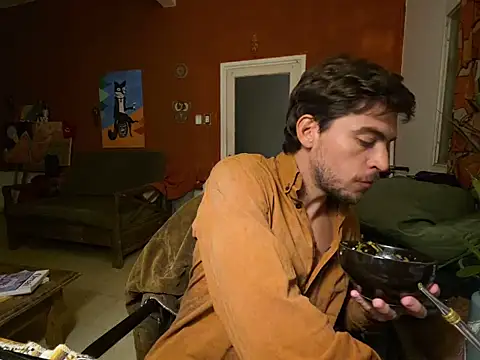 Snapshot of GringoDelicius chatting on 05/16/26, 05:28 GringoDelicius online show from 05/16/26, 05:28