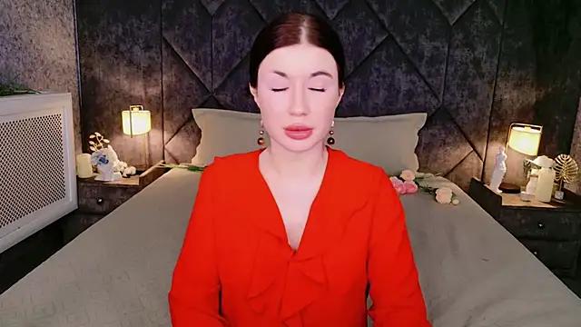 Gina lima online show from 06/30/26, 08:31