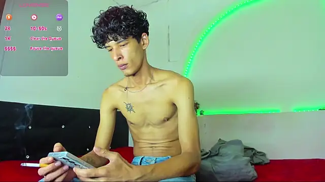 Snapshot of liammendoza98 chatting on 05/07/26, 11:57 liammendoza98 online show from 05/07/26, 11:57