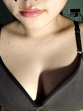 silkyhairs online show from 05/25/26, 07:01