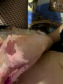 kisulya online show from 10/21/25, 08:08