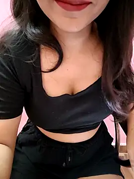 Razoee online show from 05/25/26, 03:55