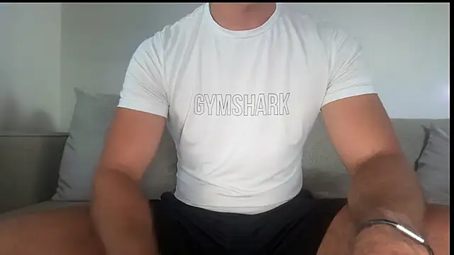 Snapshot of gymshrk chatting on 07/04/26, 06:42 gymshrk online show from 07/04/26, 06:42