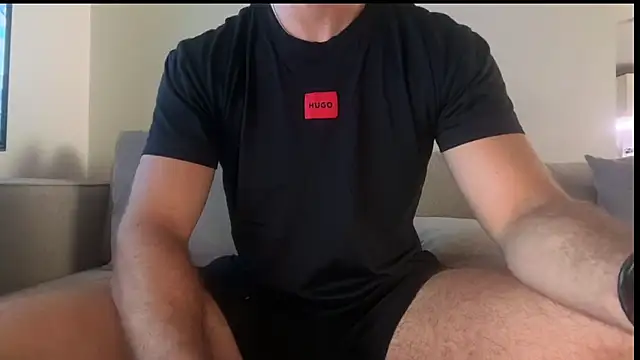 Snapshot of gymshrk chatting on 07/18/26, 06:11 gymshrk online show from 07/18/26, 06:11