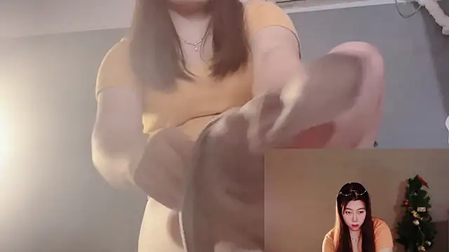 Snapshot of LuMei-Love chatting on 06/01/26, 01:22 LuMei-Love online show from 06/01/26, 01:22