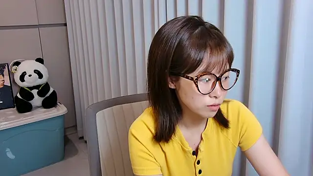 Snapshot of Y-Fanqie chatting on 04/29/26, 12:42 Y-Fanqie online show from 04/29/26, 12:42