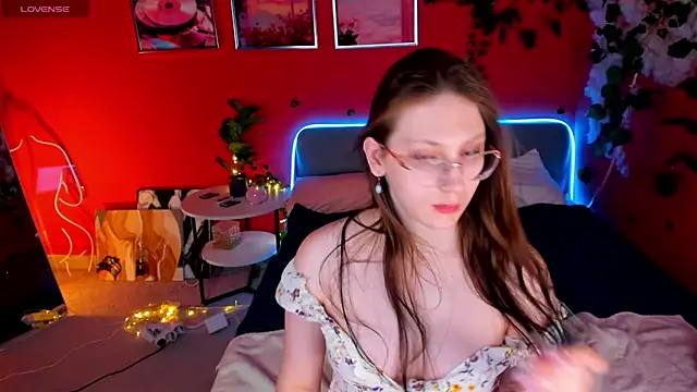 Queen Milena online show from 05/06/26, 12:20