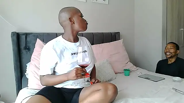 Snapshot of Matic_and_LaToyah chatting on 07/23/26, 10:12 Matic and LaToyah online show from 07/23/26, 10:12