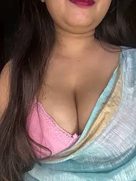 Naughty pooja44 online show from 05/06/26, 09:41