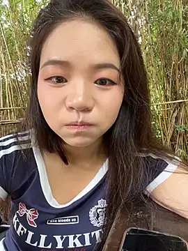 Snapshot of xiaochengzi505 chatting on 05/25/26, 12:54 xiaochengzi505 online show from 05/25/26, 12:54