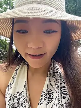 xiaochengzi505 online show from 06/27/26, 01:44