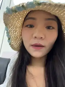 Snapshot of xiaochengzi505 chatting on 06/03/26, 12:55 xiaochengzi505 online show from 06/03/26, 12:55