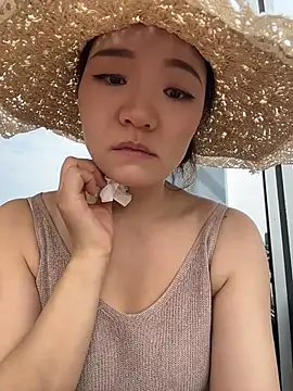xiaochengzi505 online show from 07/09/26, 12:55