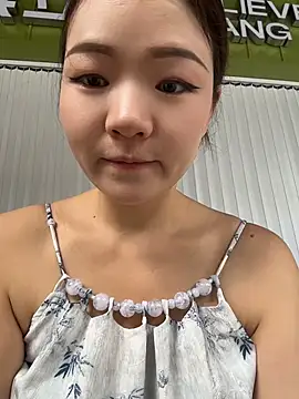 xiaochengzi505 online show from 07/12/26, 01:06