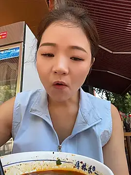 xiaochengzi505 online show from 07/22/26, 01:40