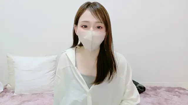 momoka  o0 online show from 05/19/26, 04:30