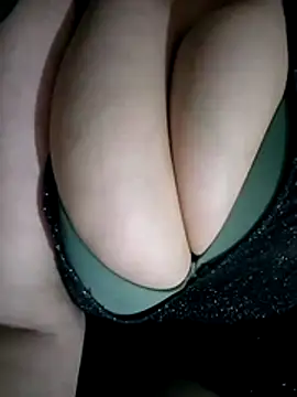 beauty-curvy online show from 04/30/26, 01:07