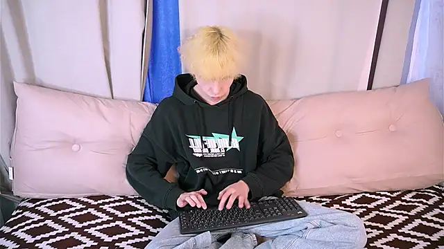 Evans Mark online show from 04/28/26, 01:26