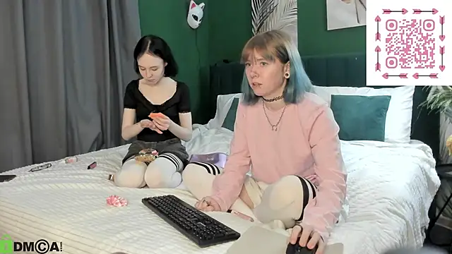 Snapshot of Lilac-Muse chatting on 05/21/26, 03:26 Lilac-Muse online show from 05/21/26, 03:26