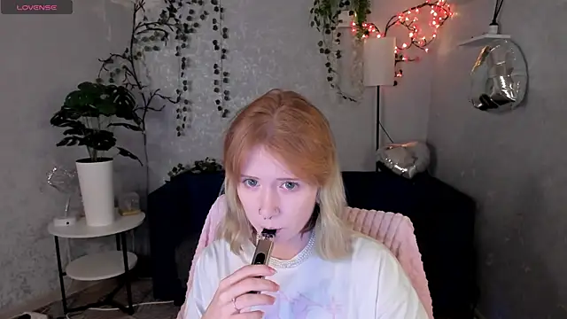 Elira Vane online show from 07/13/26, 02:55