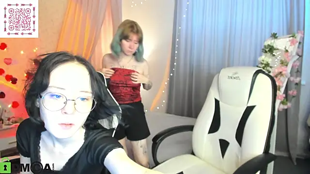 Elira Vane online show from 06/05/26, 03:00