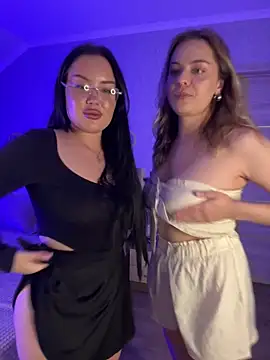 Cherry Pair online show from 04/28/26, 11:36