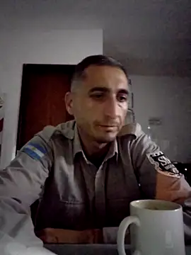 Alejandro83bsf online show from 06/07/26, 05:23